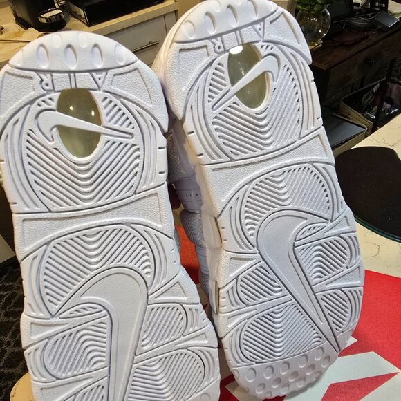 Nike Air More Uptempo Low White-White-White Triple White Sz 10.5 [FZ3055-100] - Picture 8 of 14